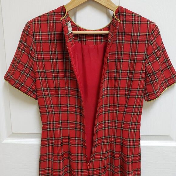Misty Lane Dress Sz 6 Red Plaid Embroidered Crest Short Slv Midi Vintage Preppy - Picture 4 of 11